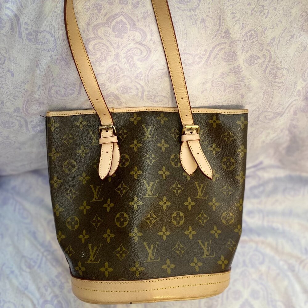 💎✨Authentic✨💎Louis Vuitton Monogram Bucket Bag
